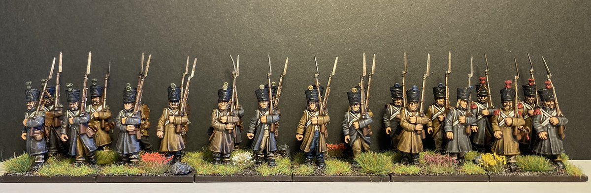 MammaMattsson's tweet photo. Someone please buy these, shipping world wide. A mix of Warlord and Perry French, all painted in the MammaMattsson style™️ Looking for 120£/150€ per unit. Will consider sensible offers. #Warmongers #napoleonics #wargaming #miniaturepainting #28mm #blackpowder https://t.co/WGkaroXNiT
