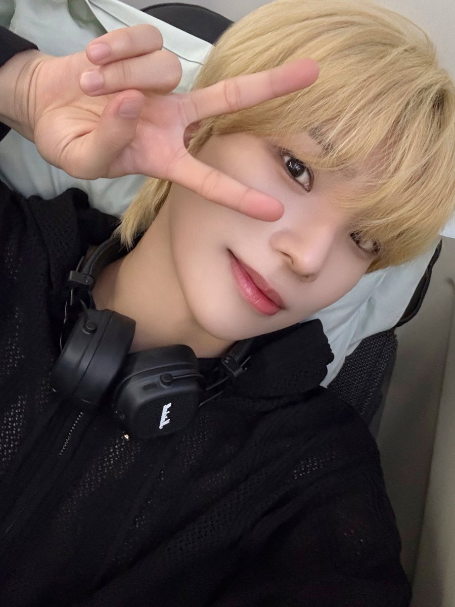 nSSign_official's tweet photo. [ #도하 ] 일본 도착했돠💜
ASEA 기대해줘!!!😊

#���싸인 #nSSign #DOHA https://t.co/OrUzxUv5pL