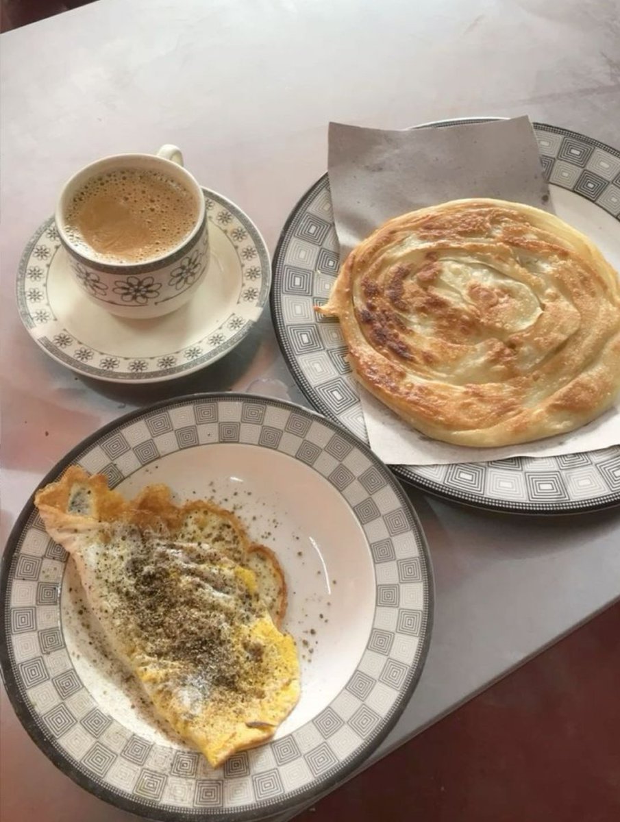 السلام علیکم ورحمتہ اللہ وبرکاتہ!

ناشتہ ٹائم 
آ جائیں جسے ناشتہ کرنا ہو۔😋
