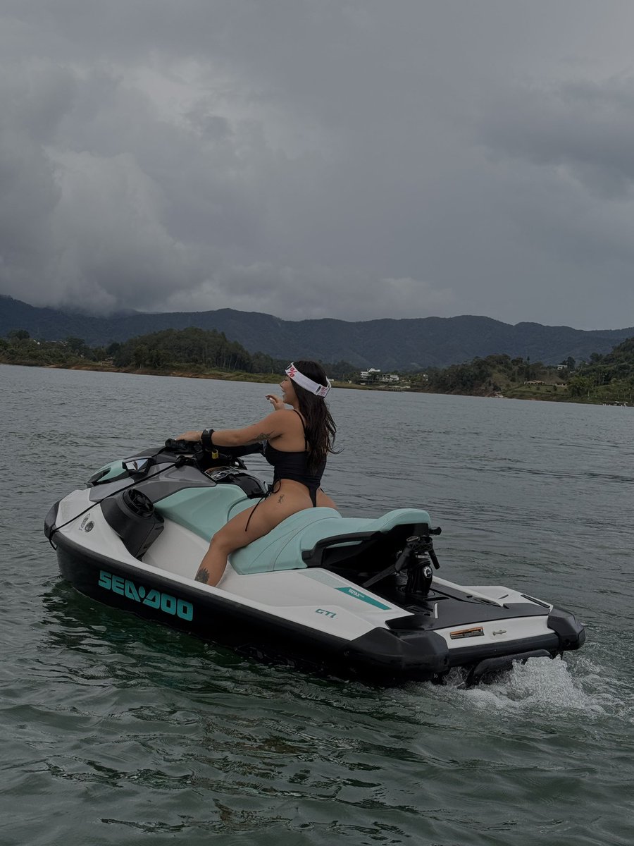 melisagutierrez7 tweet media