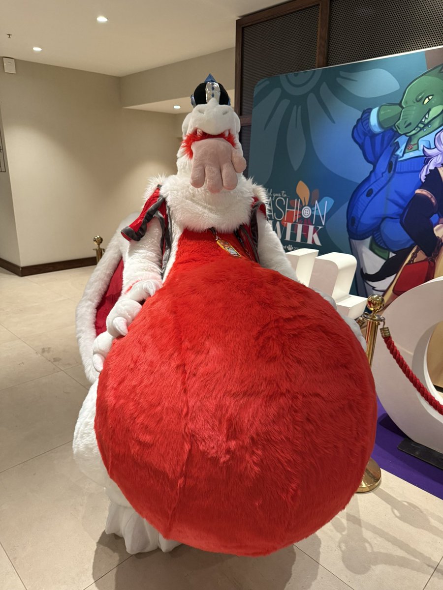 DrakeZard's tweet photo. I’m sure that missing fursuiter is around here somewhere. https://t.co/t98PtlAMDU