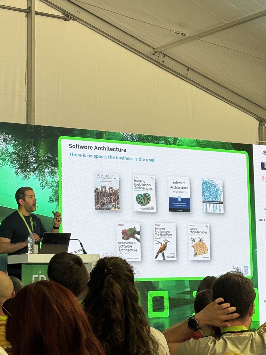 otaviojava's tweet photo. Just wrapped a week-long Euro Dev Tour!
Spoke at 🇵🇱 GeeCON + 🇧🇬 JPrime, visited 🇩🇪 Germany & 🇷🇸 Serbia.
Talked Java Enterprise, Jakarta EE, DDD & Architecture.
Grateful for the devs I met—
dziękuję, благодаря, hvala, danke, obrigado! 💙
#Java #JakartaEE #DDD #GeeCON #JPrime https://t.co/tStnYoLSz9