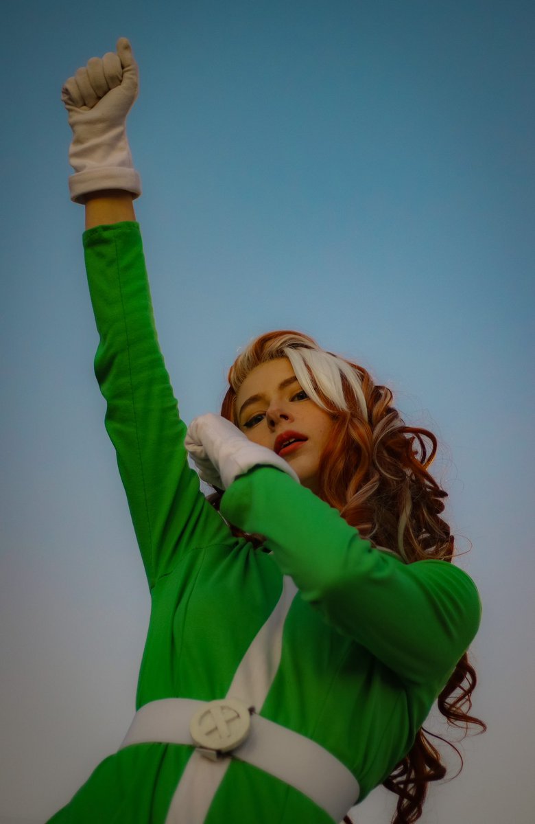Snows_Cosplay's tweet photo. Rogue (2024) 

#xmen #rogue #cosplay https://t.co/nNgRHSh1yM