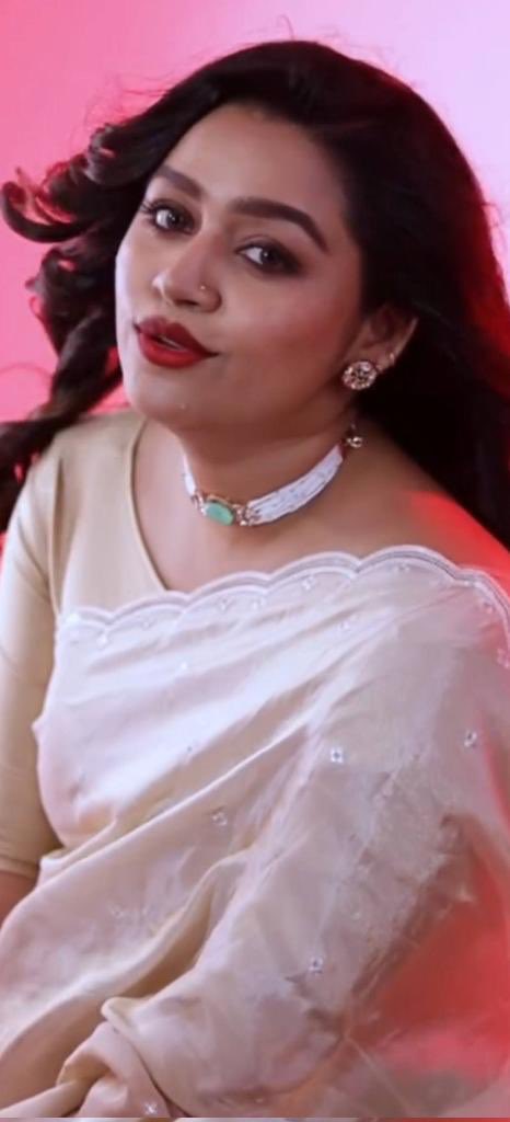 wildvij's tweet photo. Gayathri Yuvaraj 
Milf moonchu 🤤🤤🤤 https://t.co/bQ9ySRnLwh