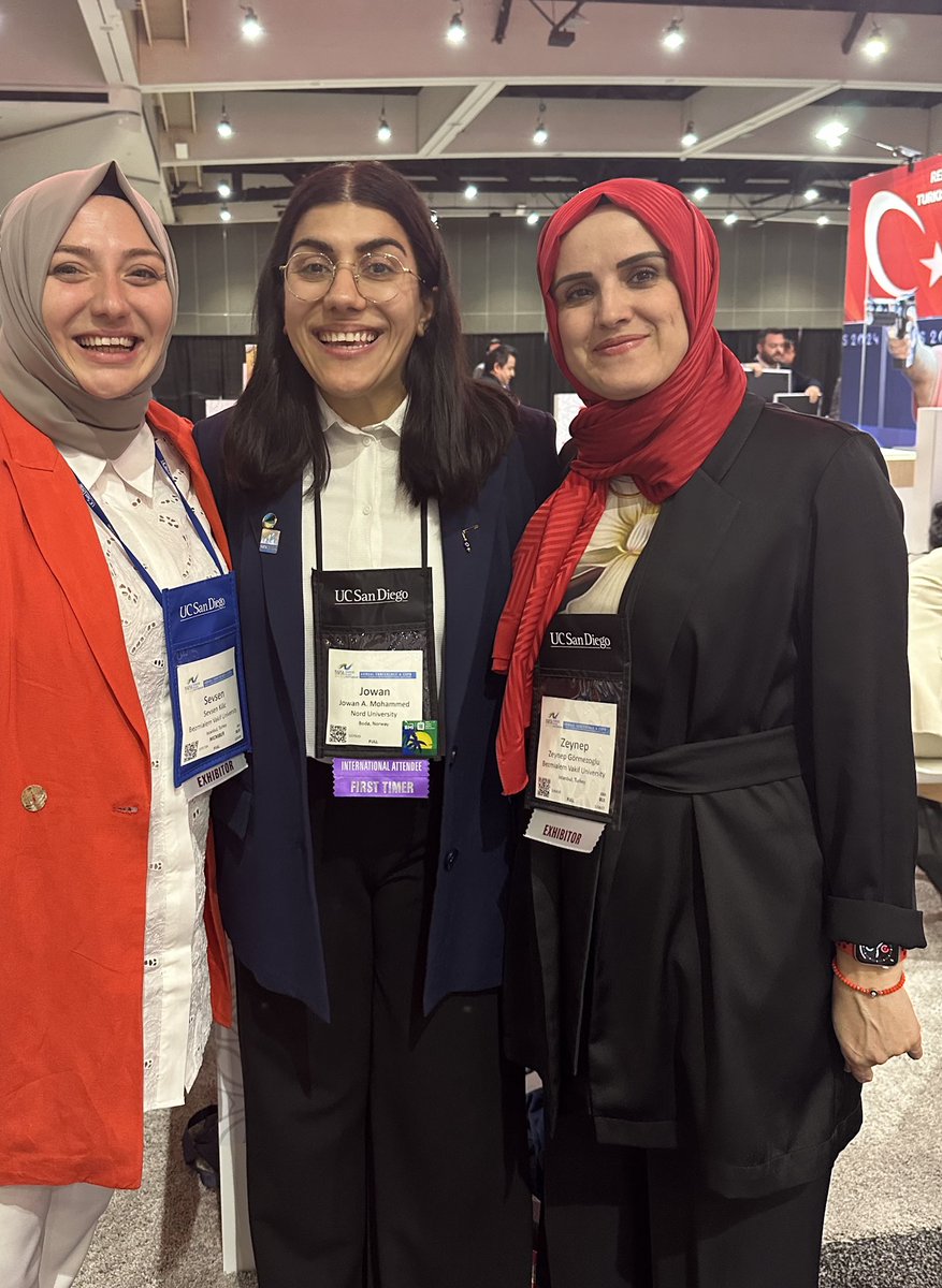 iro_bezmialem's tweet photo. We proudly represented our University at NAFSA in San Diego, with our Secretary General, Dr. Zeynep Görmezoğlu. We’ve met with colleagues, from UC Irvine, Rowan and Nord Universities. Highlight of today was seeing Prof. Zeliha Kocak. 
Looking forward to fostering collaborations! https://t.co/x8zIuPBYhr