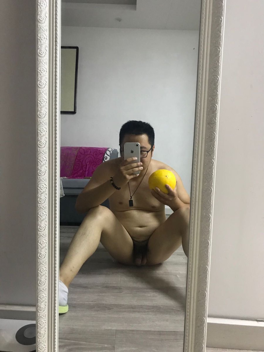 Scc902101's tweet photo. 1～亮个相吧，小宝贝🌝🌝 https://t.co/Plqa5Nb9Mm