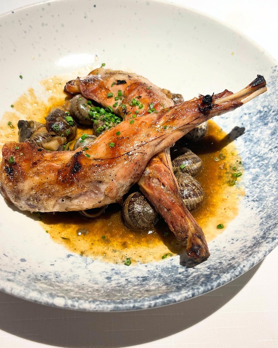 hangulowine's tweet photo. Restaurante Ferreruela, Lleida. Cocina de la tierra.
🐇🐄🎣
#ferreruela #vilaviniteca #josegil #vino #lleida https://t.co/rNvJPcu8i9