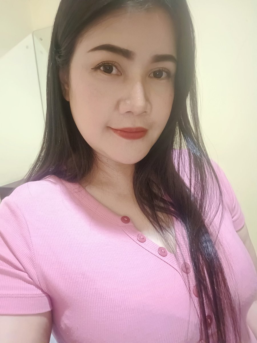 แค่แวะมาลงรูปเฉยๆค่ะ😁😁🤭🤭