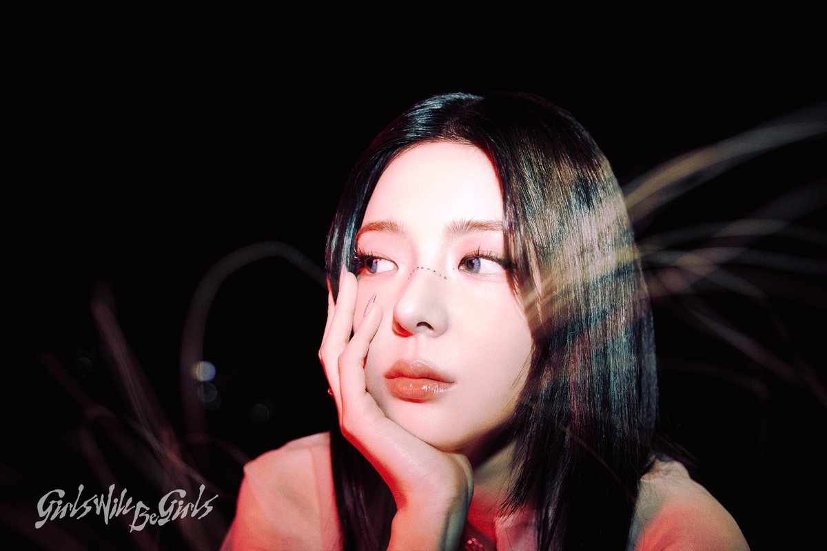 ITZY tweet media