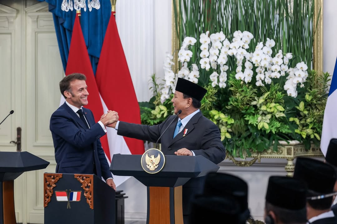 Albo did really well earlier this month, but there's only one bule that truly has Prabowo's heart