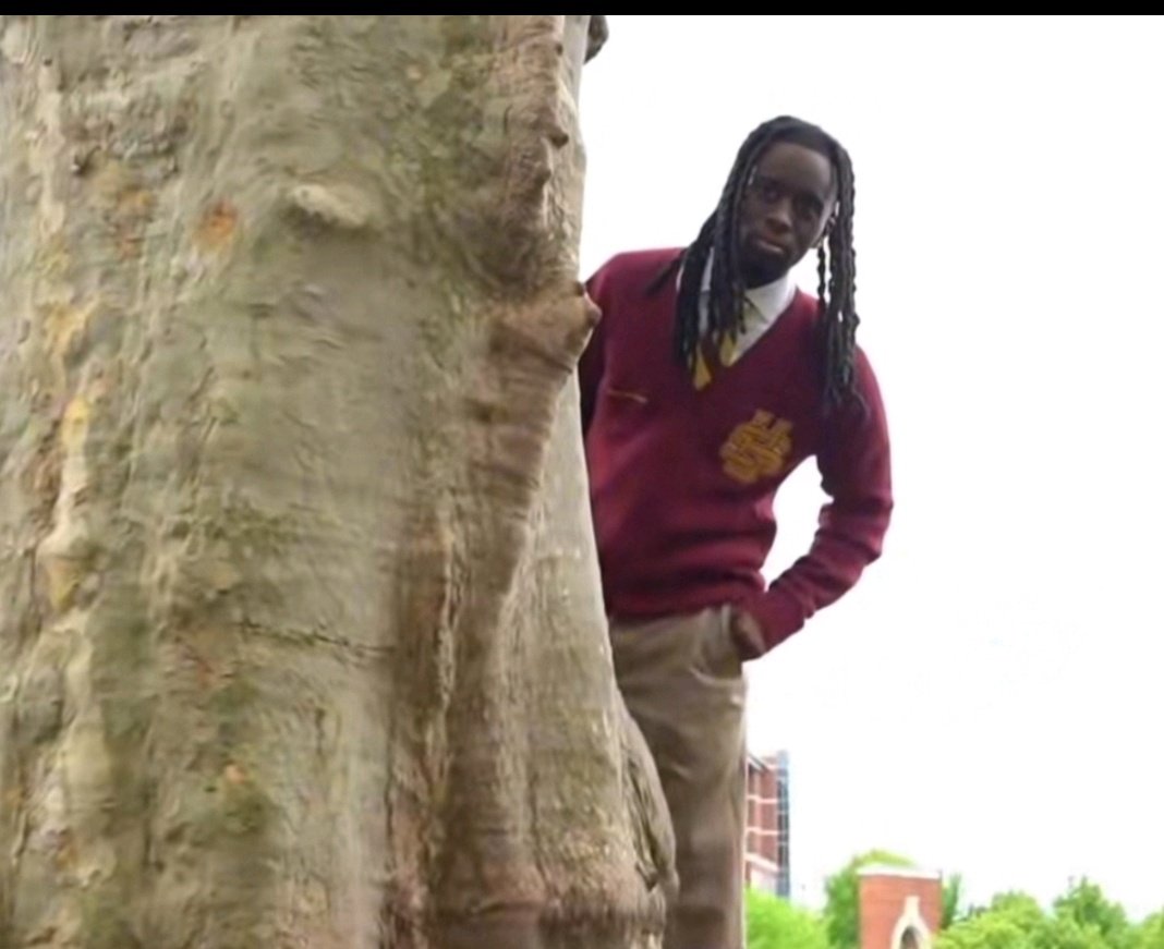 Después de llevar sin jugar competitivo desde verano debido a los estudios volveré. 
Busco equipo para todas las competiciones. 
DFC/CAR
todo apoyo se agradece♥️🔁