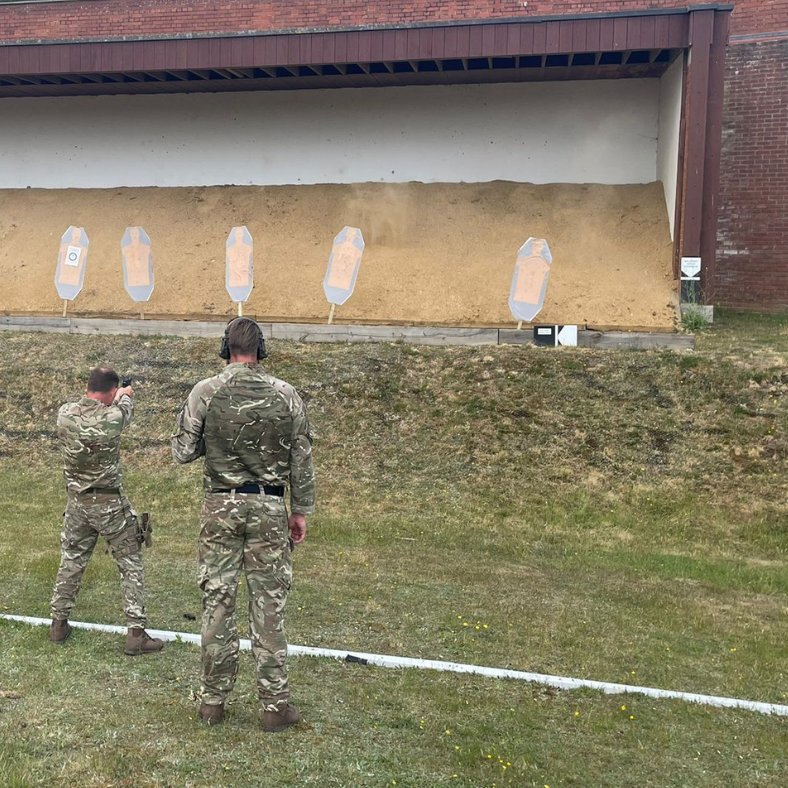 On the ground with the Sappers of 3 RSME Regt 🇬🇧

<a href="/VikingArmsLtd/">Viking Arms</a> team joined the Royal Engineers to support community engagement &amp; provide hands-on <a href="/GLOCKInc/">GLOCK, Inc.</a> training.
Proud to back those shaping the future of UK combat engineering. 💪

#3RSME #RoyalEngineers #UKDefence <a href="/RFCAYH/">RFCA Yorkshire and the Humber</a>