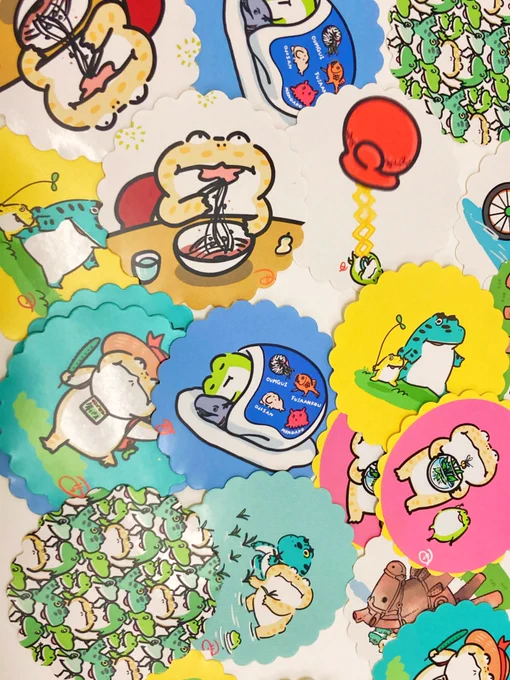 メガネ拭きは3種、シールは10種類作りました楽しいお祭りになりますように#カエルクリエーターズフェスタ #同人工房 