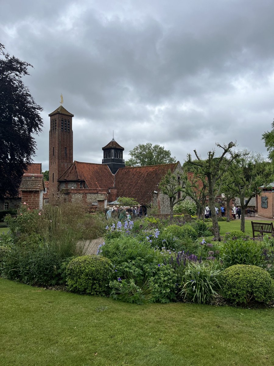Parish of South Lancing and Sompting (@parishofsls) on Twitter photo Stations of the Cross this morning. Two groups of us as we have quite a lot of people! <a href="/ChichesterDio/">Chichester Diocese</a> <a href="/ShrineOLW/">The Shrine of OLW</a> Stations of the Cross this morning. Two groups of us as we have quite a lot of people! <a href="/ChichesterDio/">Chichester Diocese</a> <a href="/ShrineOLW/">The Shrine of OLW</a>
