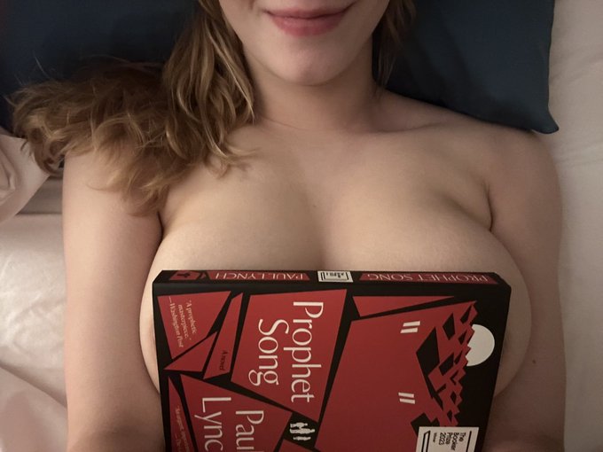 Watch Eve 💗🌸's leaked NSFW photo on TwXstars