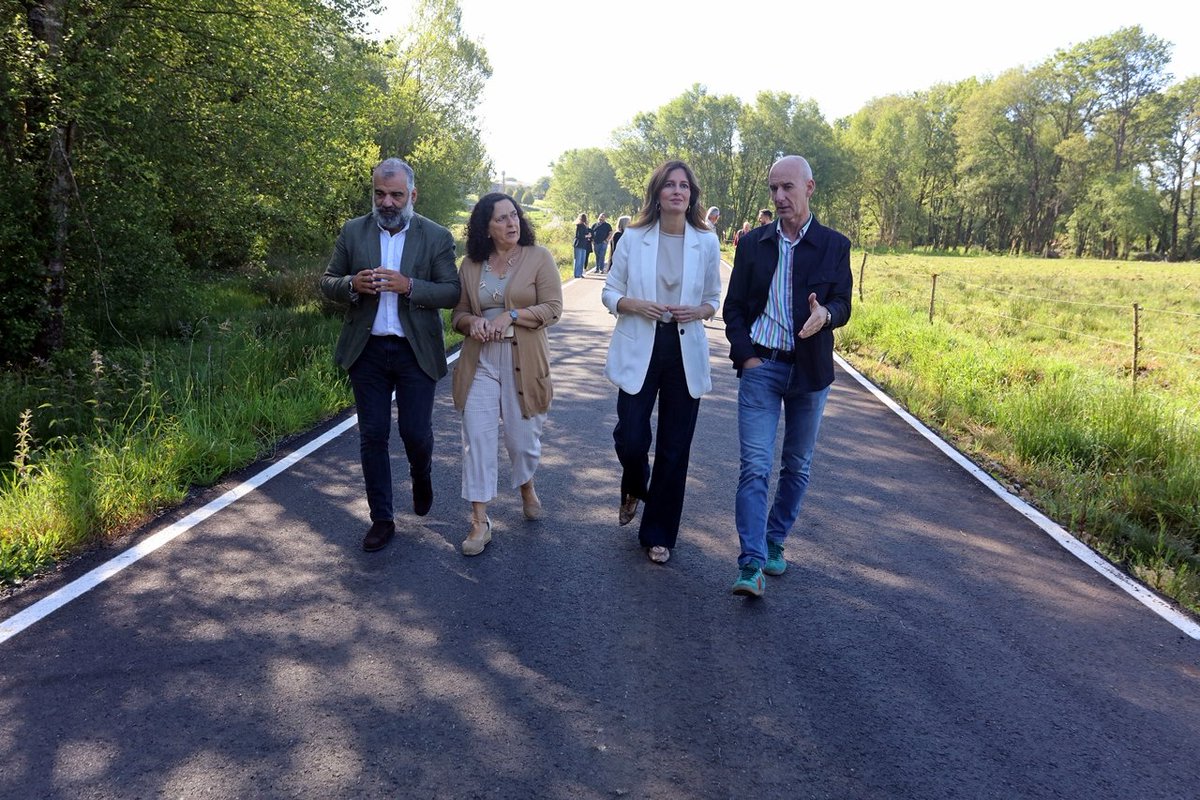 PrietoVisoN's tweet image. 🚧 As melloras de vías municipais están entre os proxectos máis presentados á Orde de infraestruturas de uso público
☑️ É o caso de @ConcelloCurtis e @Oza_Cesuras, que recibiron case 44.000€ da @Xunta para reforzar a seguridade e capacidade nun acceso común a diversos núcleos