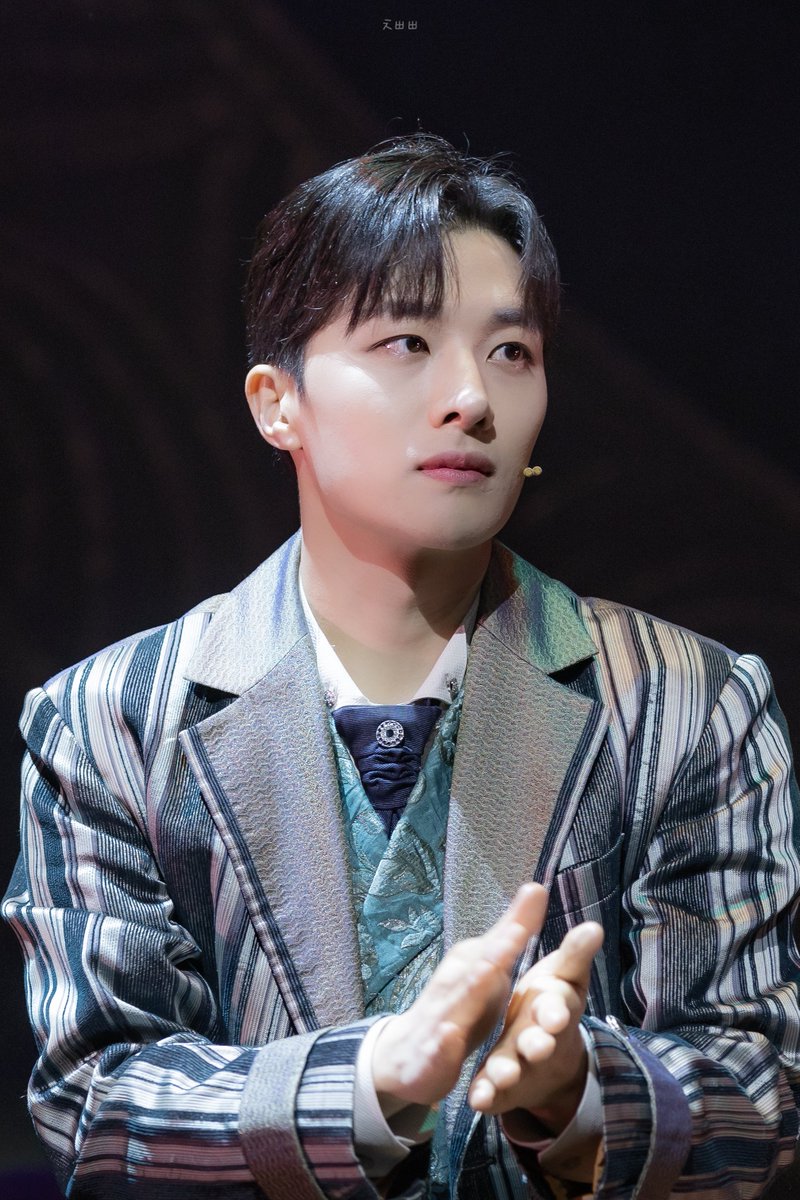2025.05.28(낮)뮤지컬 와일드그레이🌻커튼콜
#박준형 로버트 로스