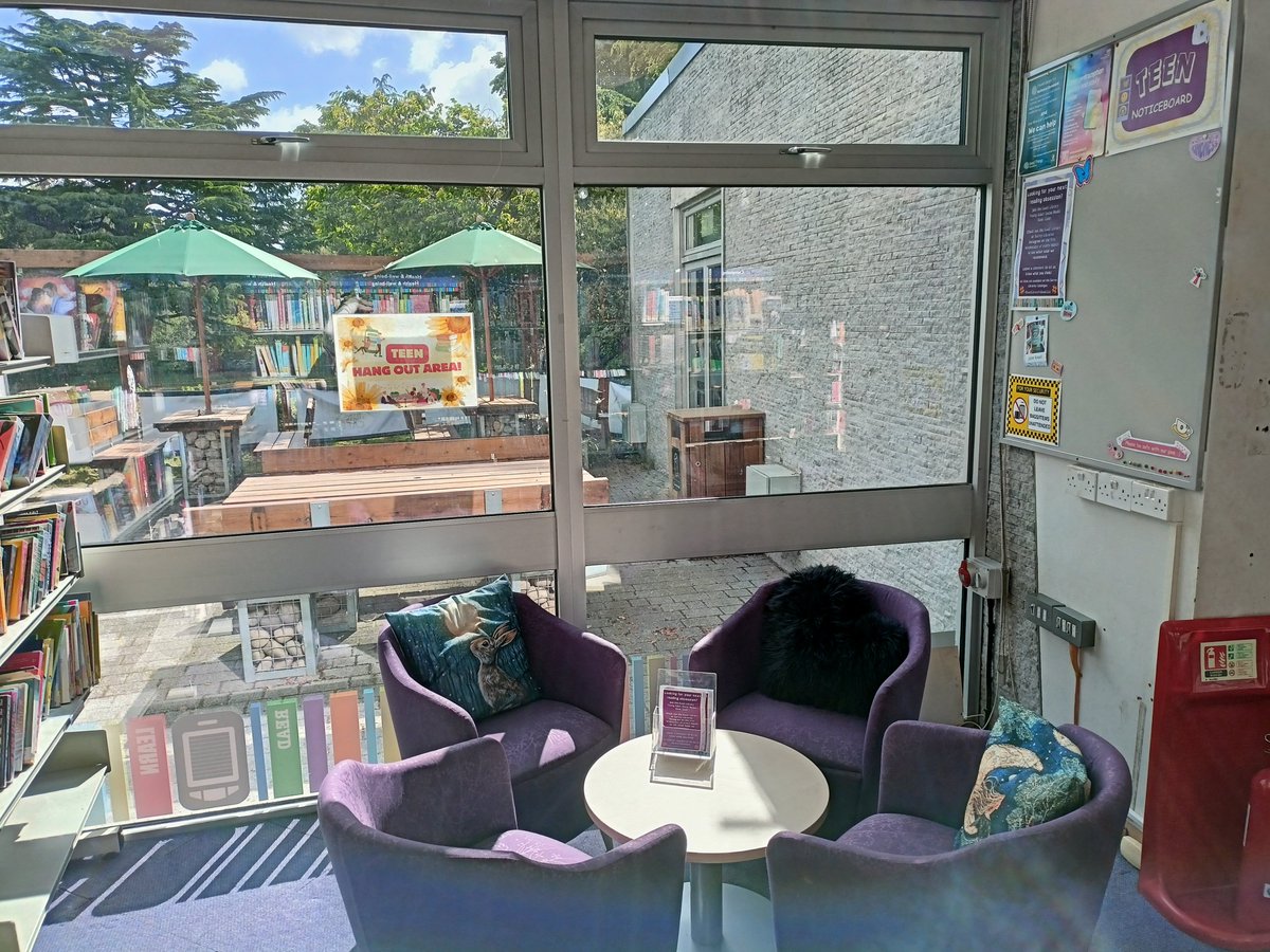 EwellLib's tweet image. Check out our updated Teen Hangout Area & Teen Noticeboard this half term! ๐ฑ
Promote yourself, find like-minded teens, or even leave secret messages for your friends. ๐ค Relax in our comfortable chairs & study with friends๐
Respect the space and have fun!