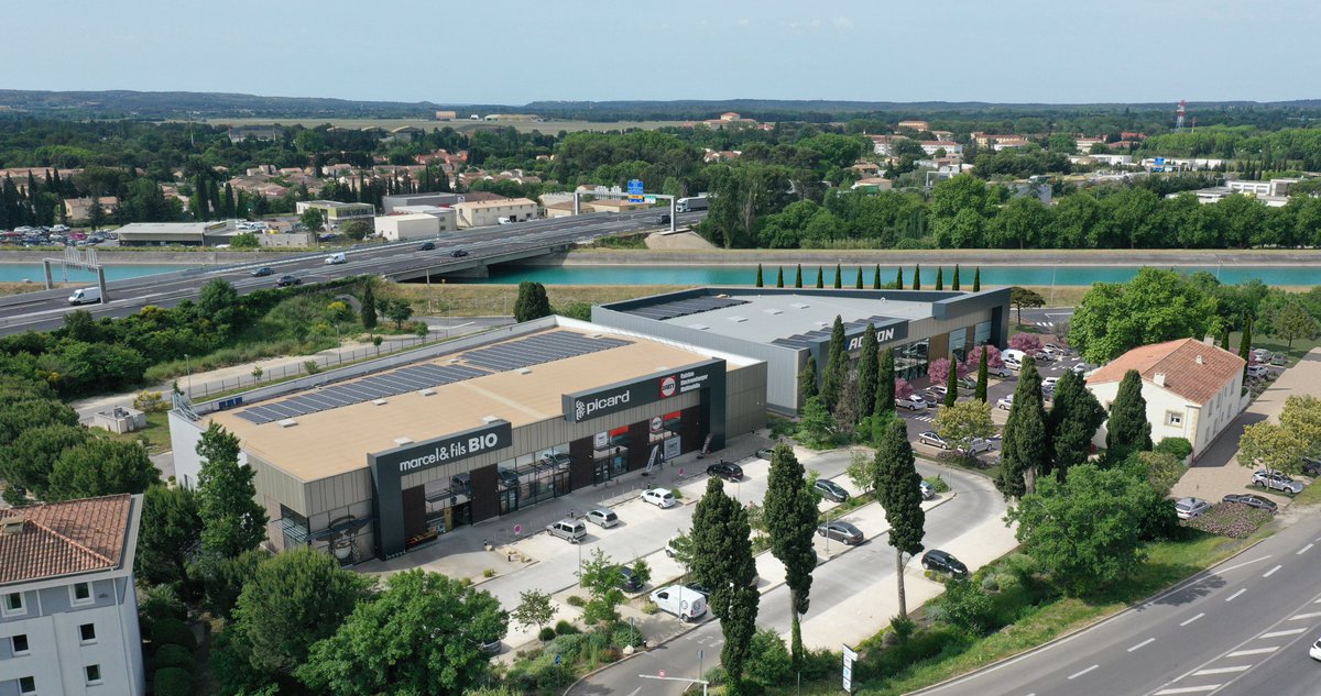 ValimmoReim's tweet photo. De nouvelles images du projet MILENIUM à Salon-de-Provence dévoilent les contours de l’extension en cours de développement. Cet ensemble #immobilier est conçu pour répondre aux besoins spécifiques des utilisateurs locataires sur un terrain de 7 400 m².

👉 https://t.co/nMOKP2yq7Q https://t.co/Cdime1VPLt