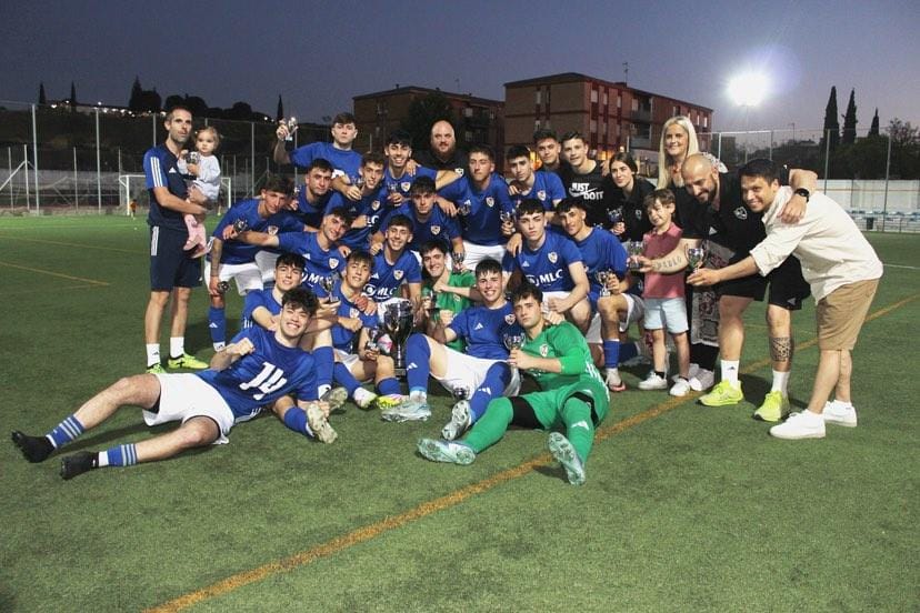 📣 ¡ORGULLO AZULILLO! 💙

Nuestro Juvenil A ha hecho historia:
🏆 ¡Campeones de Liga!
📈 ¡Ascenso a Liga Nacional conseguido!

Una temporada para enmarcar de un equipo que ha demostrado trabajo, talento y corazón desde el primer día. 💪⚽

💙 ¡Esto es cantera, esto es Linares!