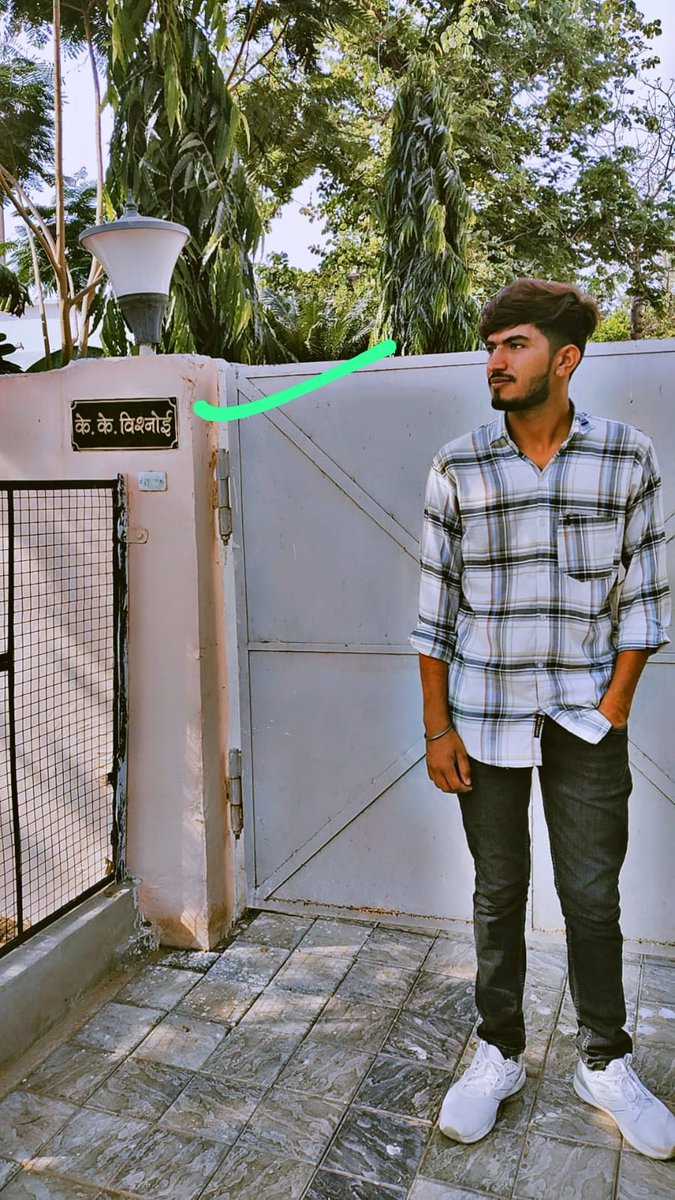 Raghu Bishnoi 🍁 (@rughnath_29) on Twitter photo इसमें कवि क्या कहना चाहता हैं.....!! ☺️😁
और हा कवि जी 2 दिन से इसी जयपुर आवास में हैं पता नहीं किस मुद्दे पर बात चल रही हैं।
<a href="/Maanju_suresh_1/">𓄂𝗦𝘂𝗿𝗲𝗵 𝗕𝗶𝘀𝗵𝗻𝗼𝗶</a> इसमें कवि क्या कहना चाहता हैं.....!! ☺️😁
और हा कवि जी 2 दिन से इसी जयपुर आवास में हैं पता नहीं किस मुद्दे पर बात चल रही हैं।
<a href="/Maanju_suresh_1/">𓄂𝗦𝘂𝗿𝗲𝗵 𝗕𝗶𝘀𝗵𝗻𝗼𝗶</a>