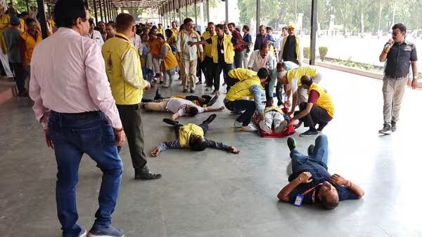 ⚡️Civil defence mock drill ‘Operation Shield’ to be held across border states on May 29
#OperationSindoor