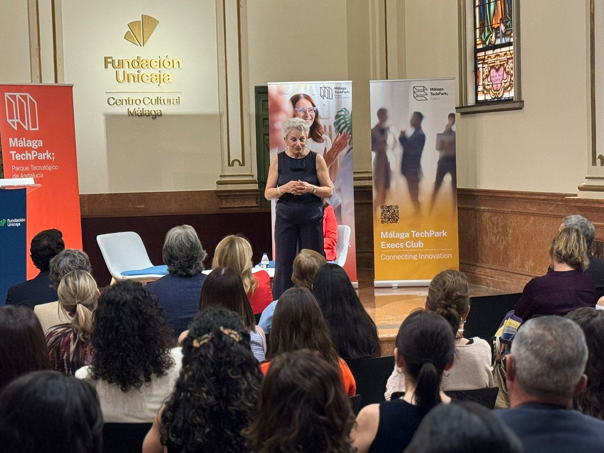 🎙️ El 23 de mayo asistimos a “Voces que Inspiran”, una jornada liderada por María Marced, referente del #liderazgo y la #tecnología.
Organizada por #WomenLeadership del Club de Directivos de #MálagaTechParkExces. 👏