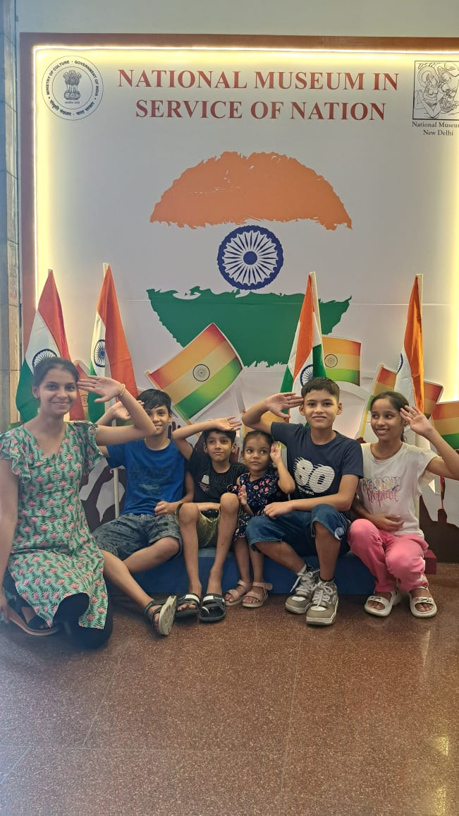 Celebrate the spirit of #EkDeshEkDhadkan at the National Museum! Visit our special photobooth and capture your patriotic moments as we honor the heartbeat of our nation together. 🇮🇳

#OneNationOneHeartbeat #NationalMuseumIndia #HarGharTiranga