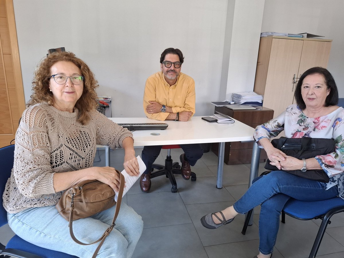 saludaxarquia's tweet photo. #díainternacionaldeacciónporlasaluddelasmujeres
Contribuimos en este día avanzando en nuestros grupos trabajo de #UGC de #VélezSur, #VélezNorte y #TorredelMar, para el #mapeo de los #activosensalud del municipio de #vélezmálaga.
@saludand @VidaSaludAnd @EASPsalud @PuntosVuela https://t.co/9z2ZCMEssg