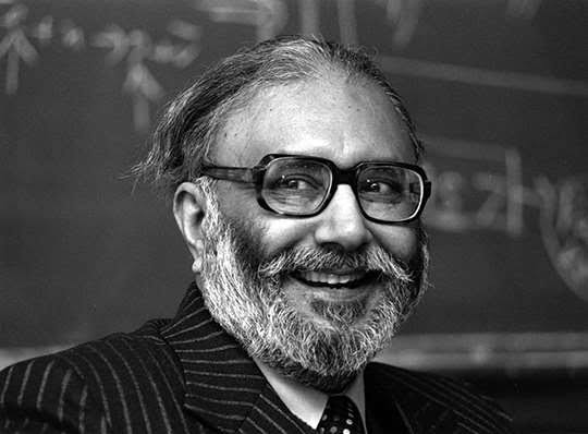 جب نام پکارے جائیں گے سب اہل وفا کے تب یارو
میں بھی تو پکارا جاؤں گا

#YoumETakbeer