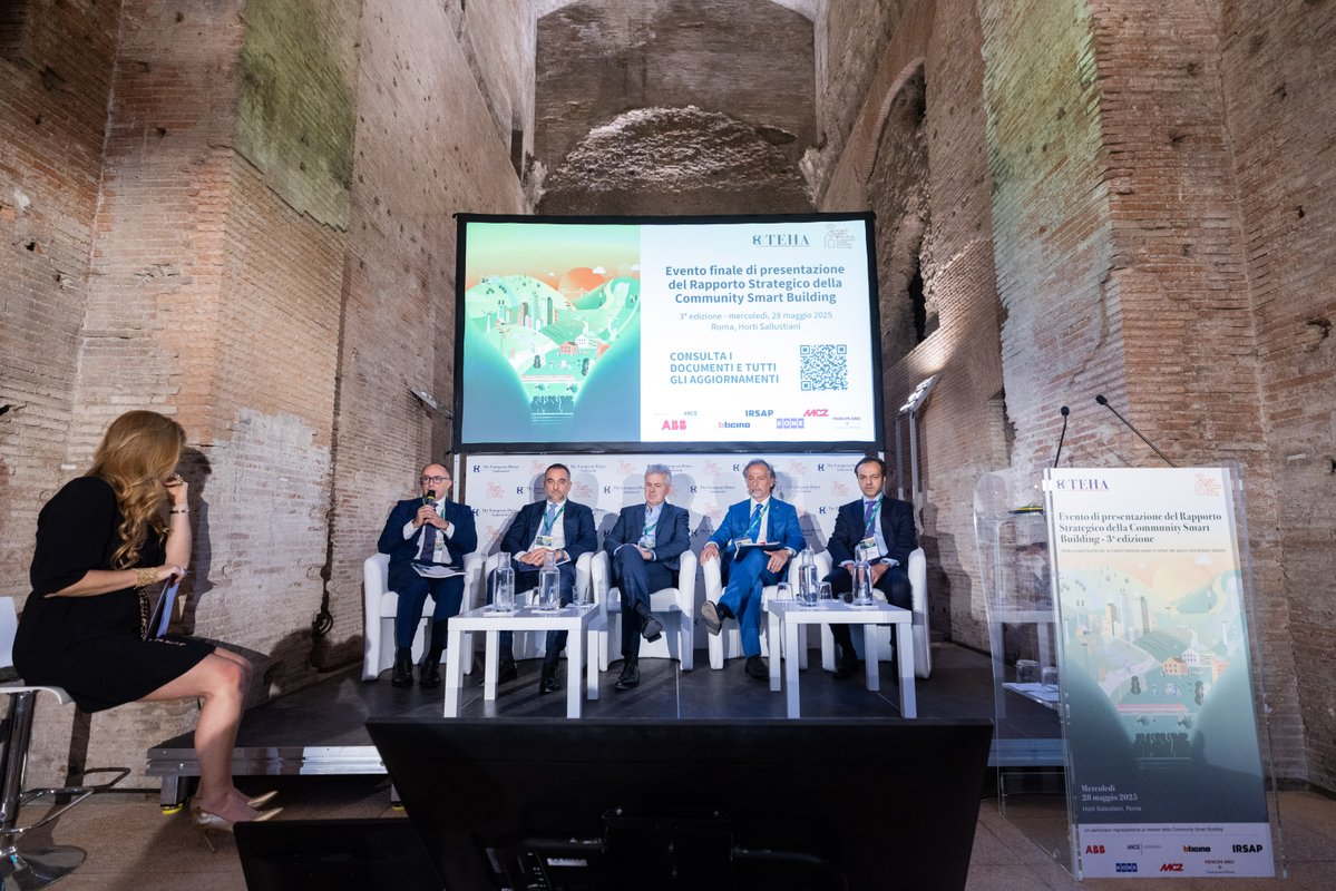 The European House - Ambrosetti (@ambrosetti_) on Twitter photo #CommunitySmartBuilding
Tavola rotonda: La rigenerazione green e smart degli edifici: quali priorità per il Real Estate
Jacopo Palermo #TEHA
Massimiliano Pulice <a href="/GruppoCDP/">Cassa Depositi e Prestiti</a>
Massimo Morlotti <a href="/SavillsIM/">Savills IM</a>
Riccardo Bombelli, ANCE Lombardia
Edoardo Compagnone, Principe Ares #CommunitySmartBuilding
Tavola rotonda: La rigenerazione green e smart degli edifici: quali priorità per il Real Estate
Jacopo Palermo #TEHA
Massimiliano Pulice <a href="/GruppoCDP/">Cassa Depositi e Prestiti</a>
Massimo Morlotti <a href="/SavillsIM/">Savills IM</a>
Riccardo Bombelli, ANCE Lombardia
Edoardo Compagnone, Principe Ares