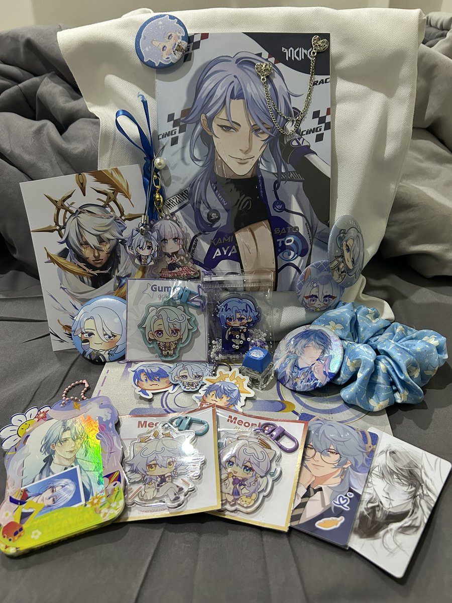 Absolz13's tweet photo. Ayato🩵🩵

#CFXX #cfxxhaul #ayatomerch #ayatokamisato https://t.co/XzZU4EaUds