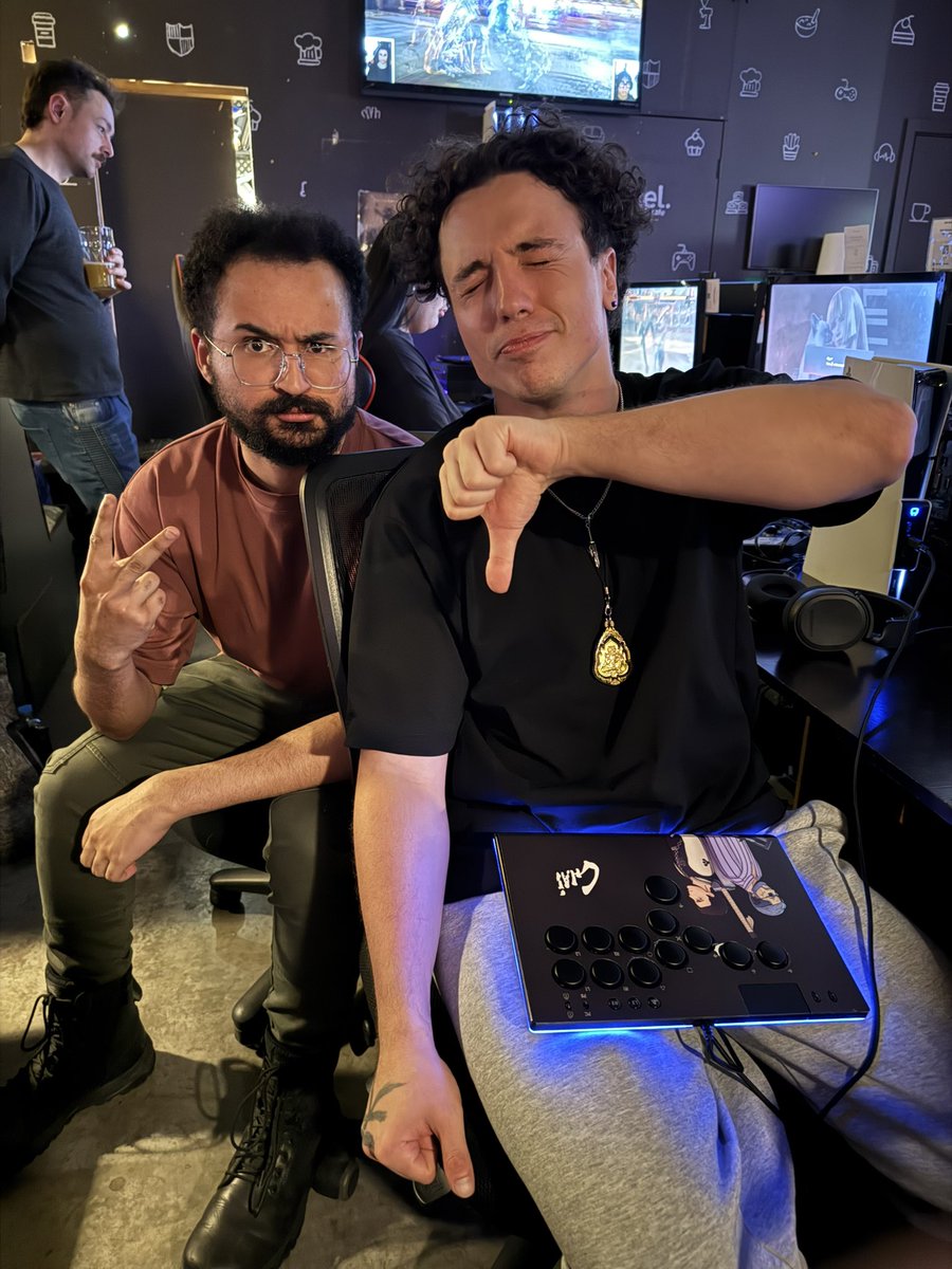 Chai (@chaigrima) on Twitter photo First time here at <a href="/PixelBarAusTK/">Pixel Tekken</a>! The vibes are here in incredible, please support this venue if youβre ever in Melbourne!
I got slaughtered by the goats who run the swindler podcast <a href="/hangmankid/">The Hangman Kid</a> & <a href="/poultriarch/">poultry</a> back to back LMFAO First time here at <a href="/PixelBarAusTK/">Pixel Tekken</a>! The vibes are here in incredible, please support this venue if youβre ever in Melbourne!
I got slaughtered by the goats who run the swindler podcast <a href="/hangmankid/">The Hangman Kid</a> & <a href="/poultriarch/">poultry</a> back to back LMFAO
