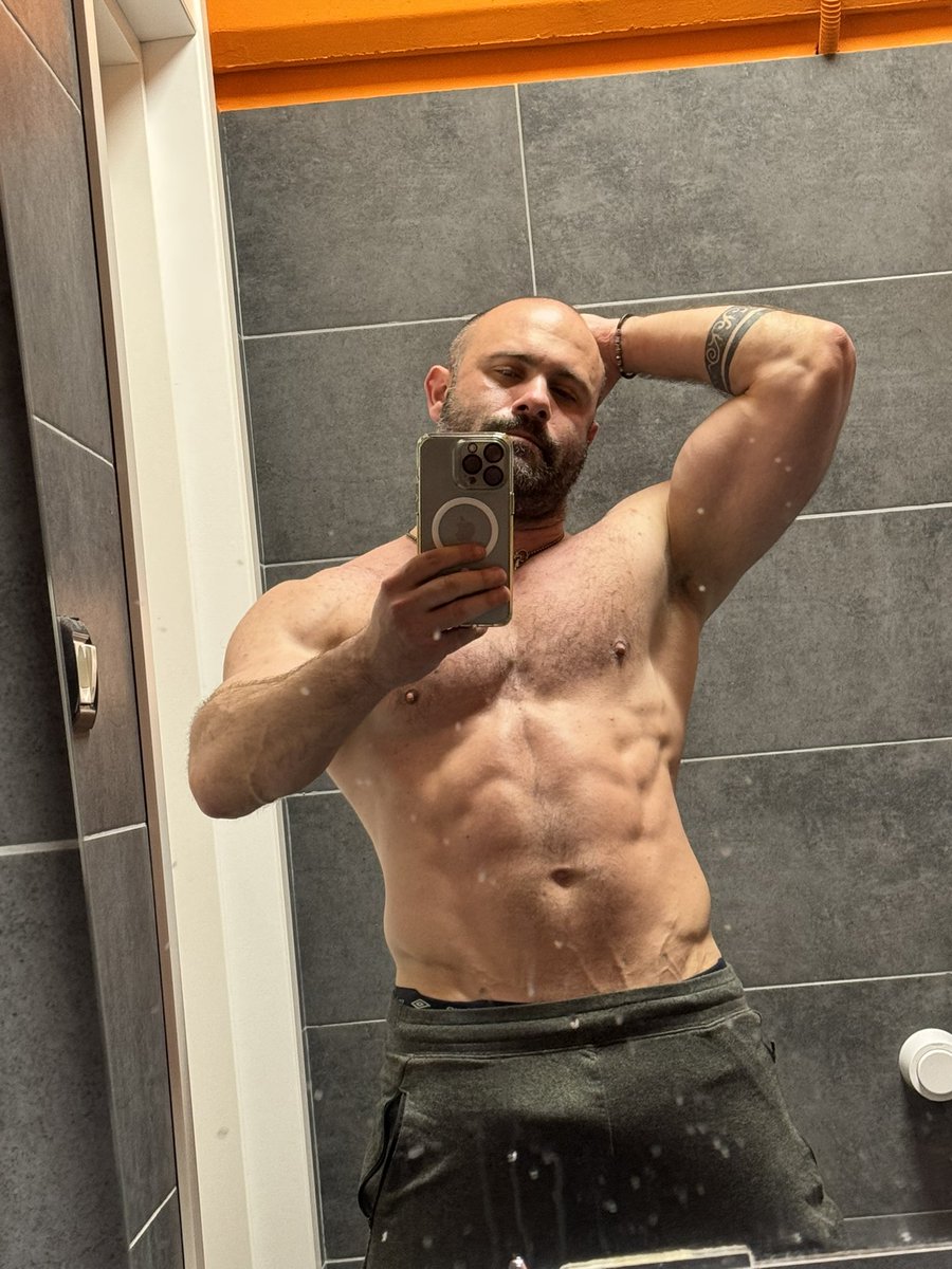 Another day at the gym
instagram.com/gianni_redi