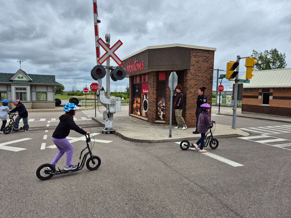 Ms. Howells tweet media