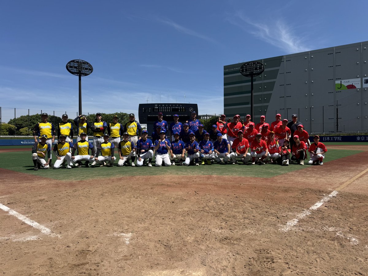 STARLEAGUE2023's tweet photo. 芸能界最強決定戦
STAR⭐︎LEAGUE

開幕試合
PIW Bottles 7 - 4 Hitomino Creap

勝ち投手:龍志
負け投手:石井
MVP：KAI (3安打4打点) https://t.co/JXrxXvOdq2