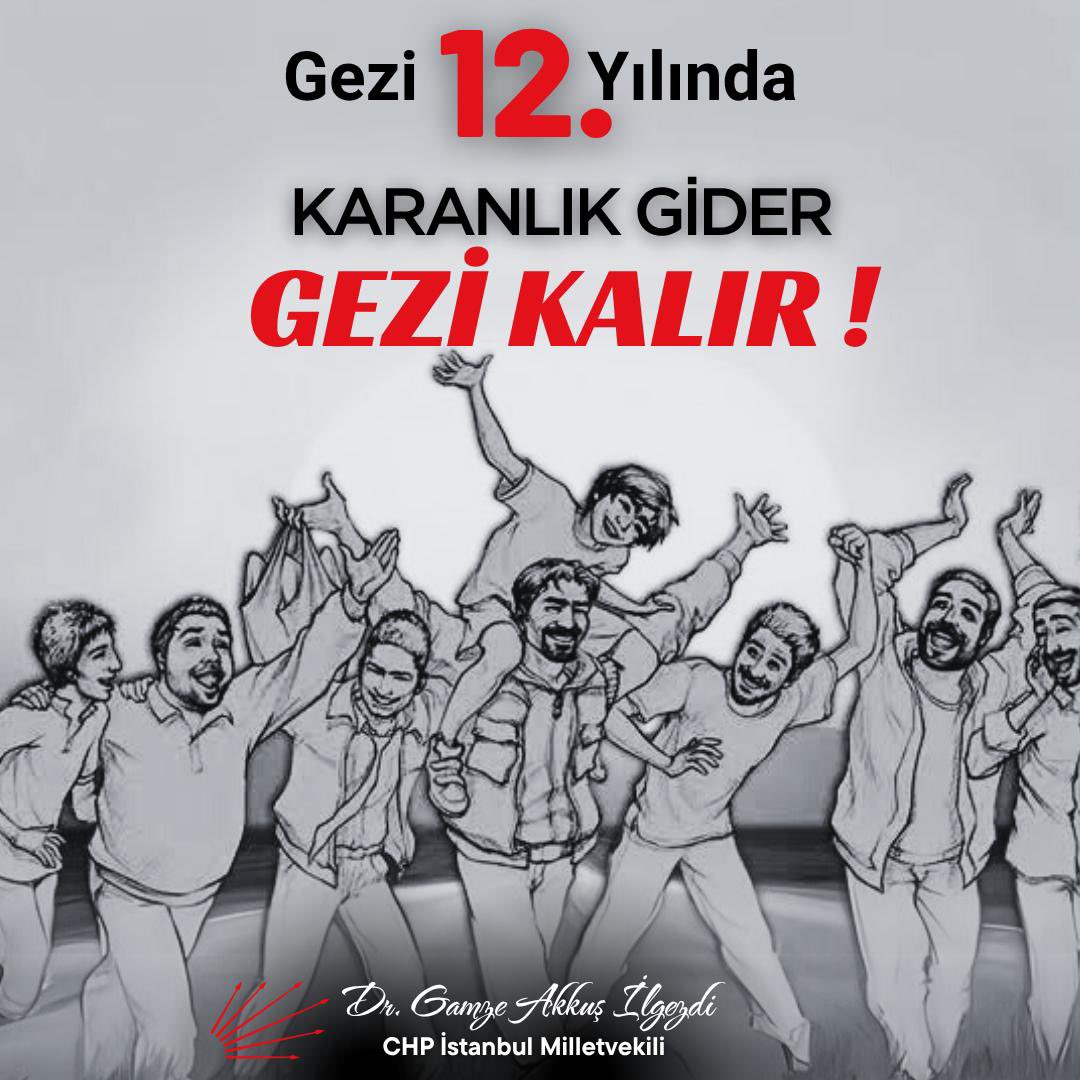 Bir ağaca dokunarak başladı,
bir halkın kalbine yürüdü.
Sustu denilenler konuştu,
yalnız sanılanlar buluştu.

Gezi, bu ülkenin vicdanıdır.
12 yıl geçse de dayanışması, umudu ve cesaretiyle hâlâ yolumuzu aydınlatıyor.

#Gezi12Yaşında #GeziParkı #Demokrasi #GeziOnurumuzdur
