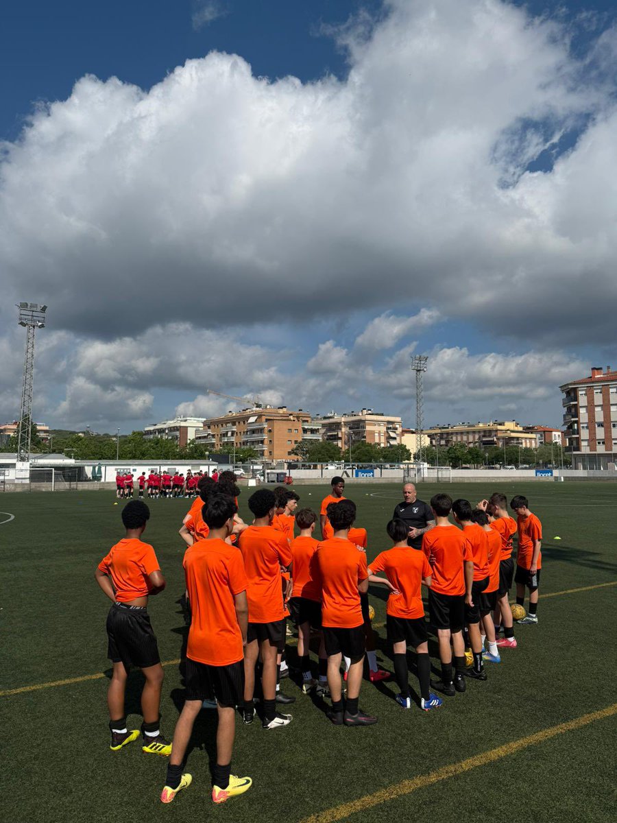 Wren Academy Finchley PE tweet media