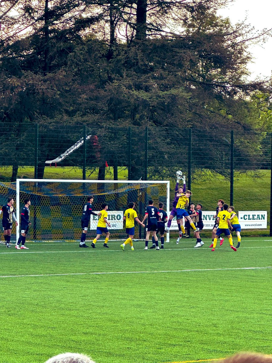 East Kilbride FC U17s Development Squad (@ekfc08) on Twitter photo A good 1-1 draw with <a href="/2008sEkyc/">EKYC YELLOW 2008s</a>
Shots at both ends and a good battle all round!
#theyoungkilby
#EKFC A good 1-1 draw with <a href="/2008sEkyc/">EKYC YELLOW 2008s</a>
Shots at both ends and a good battle all round!
#theyoungkilby
#EKFC