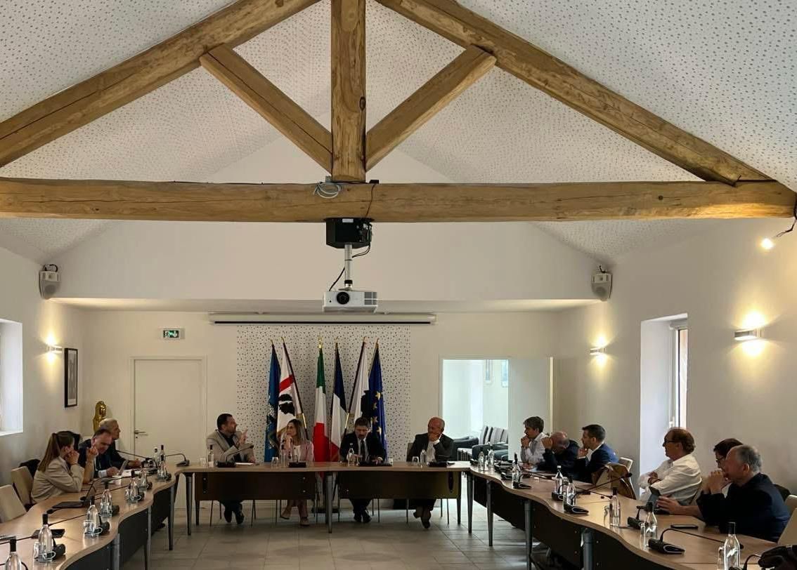 JF_Acquaviva's tweet photo. Réunion avec Barbara Manca, assessore à i trasporti di Sardegna,  en présence de @OrsucciJC, avec l'OTC et @IsulaCorsica : traiter l'urgence liée aux défaillances sur la ligne Bonifaziu-Santa Teresa et travailler  immédiatement à la continuité territoriale Méditerranéenne. https://t.co/ByWNZhy2jt