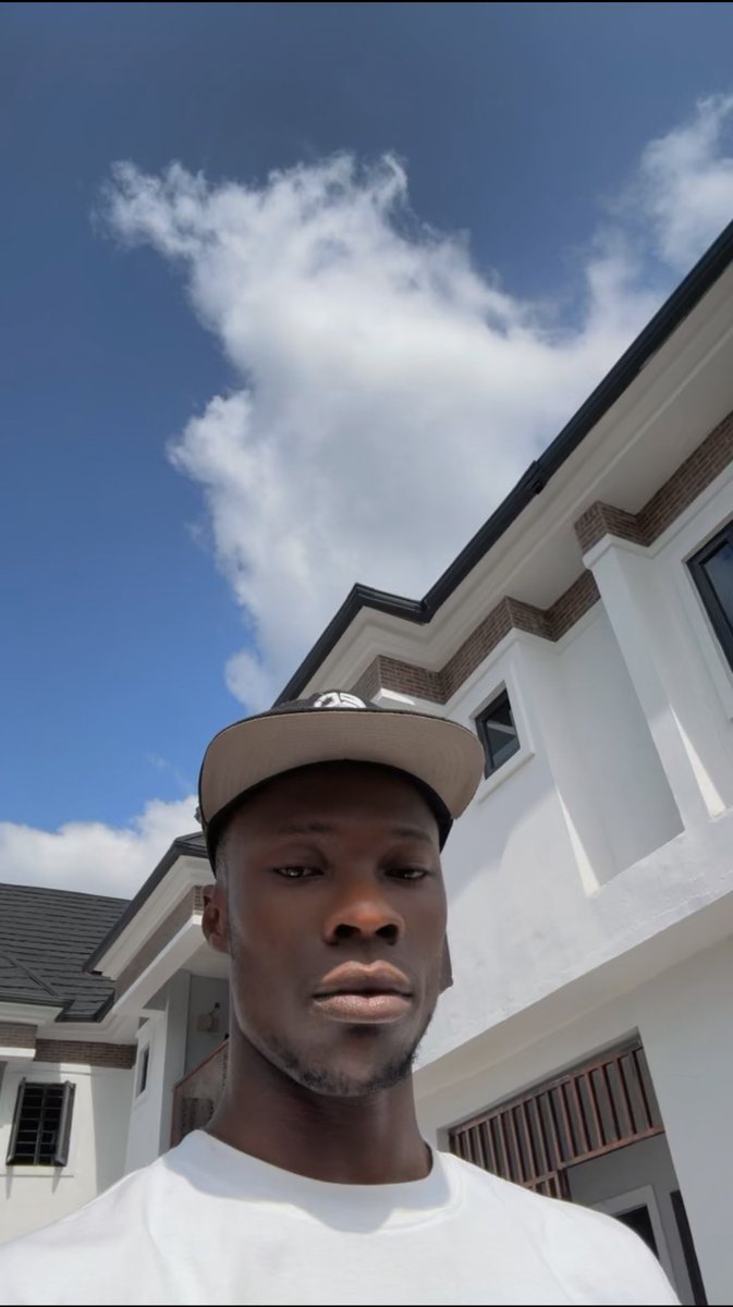 I only chase what chase me
I let things and people slide so fast ✈️