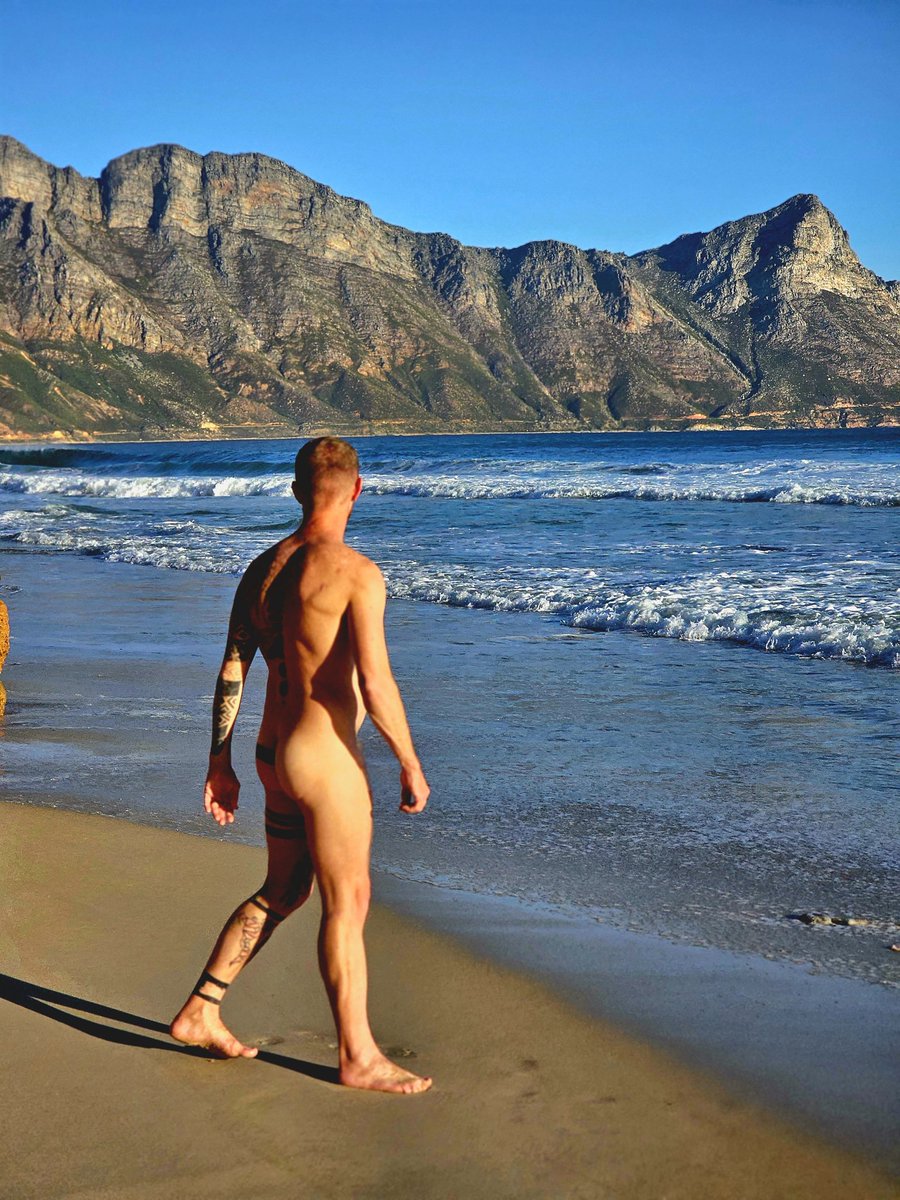 Happy Humpday X! #gingerbeard #semiinked #humpday