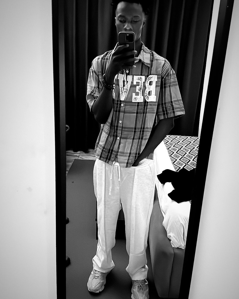 Have seen a niggur lost everything💔 
But found himself 
Greatest Joy of every man ✈️