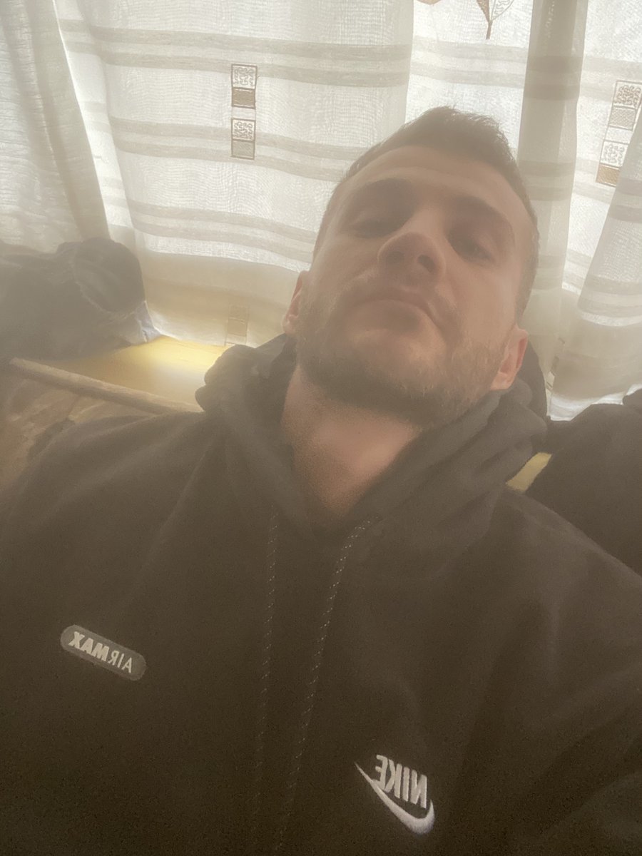 in dundee today all day. if any f@g for draining dm me