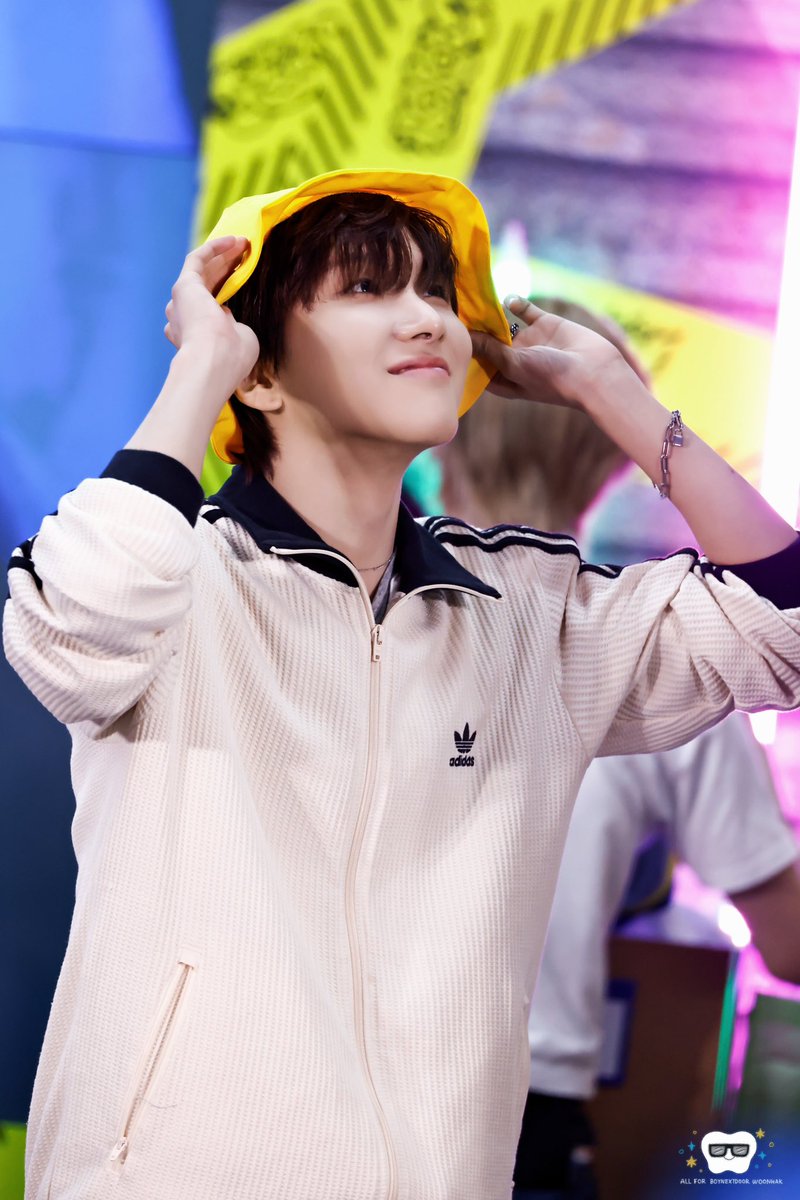 250525 sw공팬

#WOONHAK #운학 #ウナク 
#BOYNEXTDOOR #보이넥스트도어