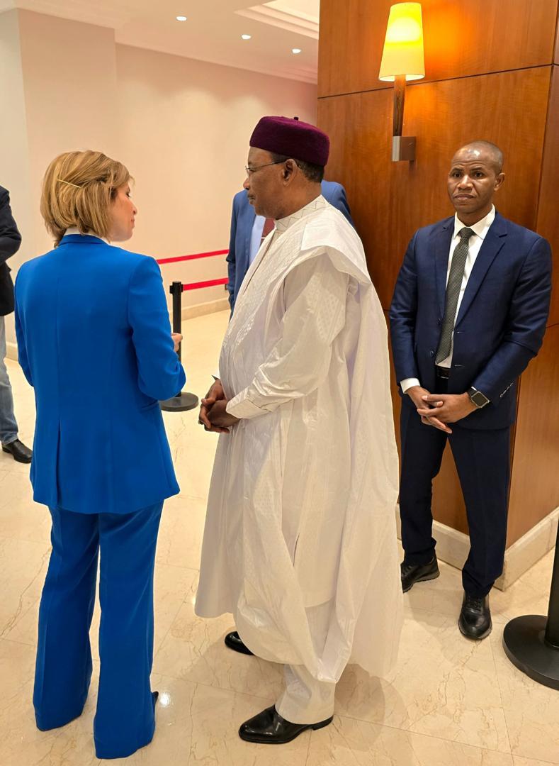 À #Istanbul #Turquie, SEM Issoufou Mahamadou, Président d'honneur de l’Internationale Socialiste, a pris part au sommet 2025. Il a échangé avec Pedro Sánchez, Hana Jalloul Muro &amp; Alejandro Moreno sur la paix, la justice sociale &amp; les défis du multilatéralisme.  
 #Niger