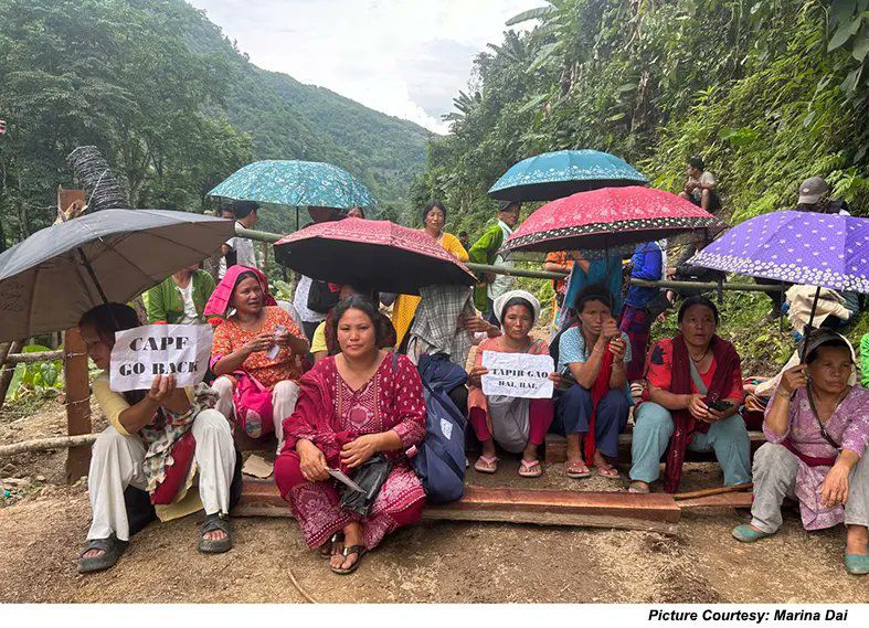 अरुणाचल प्रदेश में पर्यावरणीय चिंताओं और स्थानीय समुदाय के विरोध को दरकिनार करके बनाए जा रहे अपर सियांग मल्टीपरपस बांध परियोजना के सर्वे और ड्रिलिंग कार्य को तत्काल रोका जाए l स्थानीय मानवाधिकार कार्यकर्त्ता Ebo Milli जो कल से मिसिंग है उन्हें सुरक्षित वापिस लाया जाए l 
इस