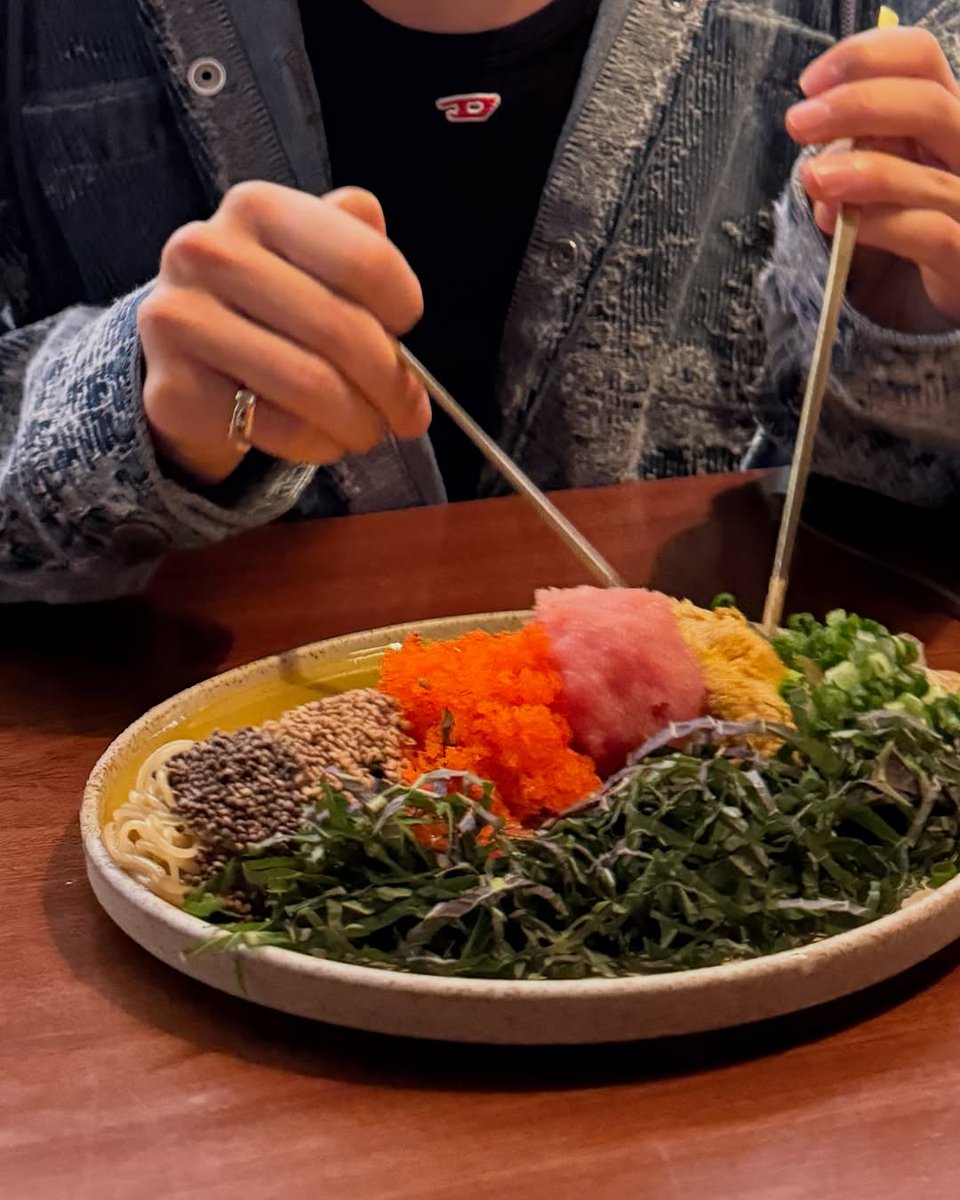 Sometimes, I think these dumps tell a better story than a single curated post. They hold variety. Messiness. Emotion. It’s like flipping through a diary with no words, just feelings. I look at them later and suddenly I’m back in those seconds.