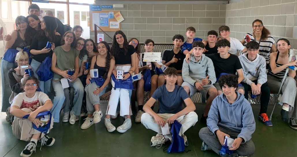 #eso3 #eso4 Reconeixement i obtenció de la placa Segell de Qualitat #eTwinning 🤗👇agora.xtec.cat/ieslallauna/es…