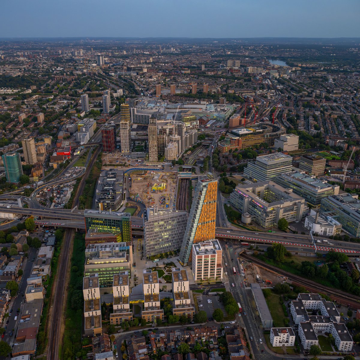 Bruntwood SciTech (@bw_scitech) on Twitter photo 🌟We're shortlisted! 🌟
Thrilled to share that we are finalists in the <a href="/PropertyWeek/">Property Week</a> #PropertyAwards 2025 for our significant £200m deal between Bruntwood SciTech and Imperial College London for the White City Deep Tech campus. 🌟We're shortlisted! 🌟
Thrilled to share that we are finalists in the <a href="/PropertyWeek/">Property Week</a> #PropertyAwards 2025 for our significant £200m deal between Bruntwood SciTech and Imperial College London for the White City Deep Tech campus.